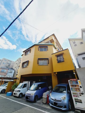 甲園ハイツの外観
