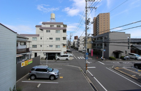 カーメラ冨田の展望