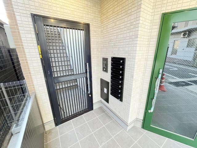 スピカハイツ上大岡のエントランス