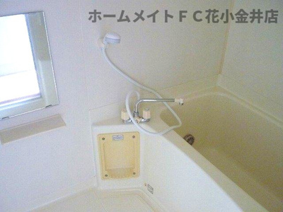 【浴室】 | ローズ・フルール | 日々の疲れを癒すお風呂付です