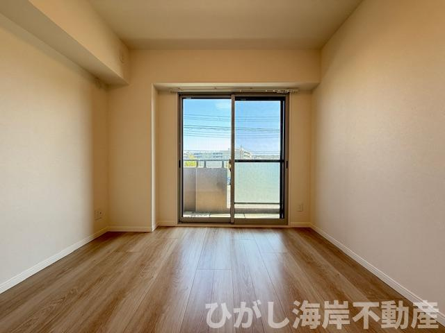 ドラゴンマンション湘南辻堂壱番館の寝室|新規リフォーム完了！　6.2帖　洋室