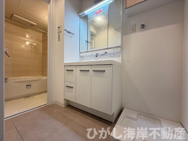 ドラゴンマンション湘南辻堂壱番館の脱衣所|新規リフォーム完了！　脱衣スペース