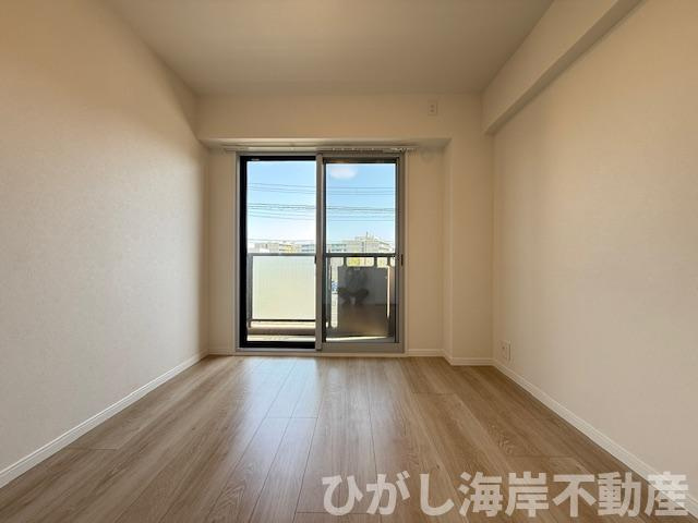 ドラゴンマンション湘南辻堂壱番館の洋室|新規リフォーム完了！　6帖　洋室