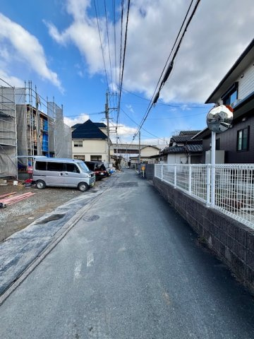 久留米市白山町の新築一戸建の前面道路含む現地写真