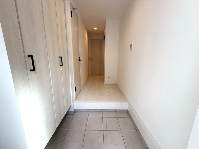 西京極河原町【10区画】の玄関