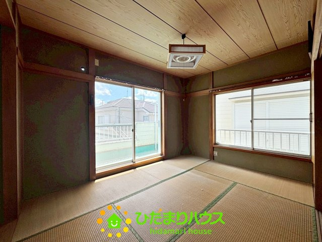 加須市柳生　中古一戸建ての寝室