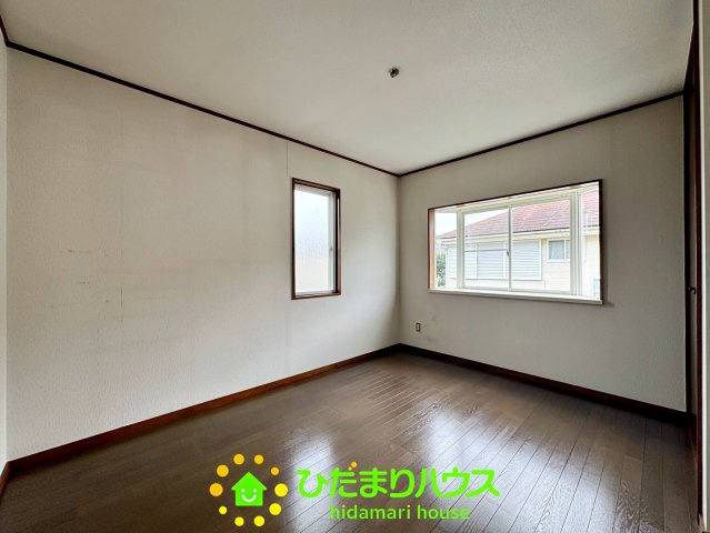 加須市柳生　中古一戸建ての寝室