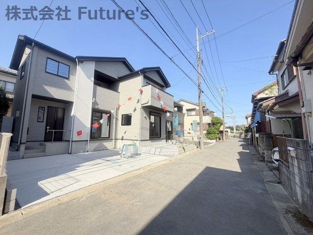 三郷市後谷　新築戸建　全1棟の前面道路含む現地写真|前面道路含む現地写真です。