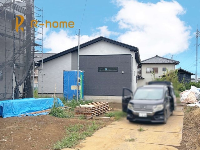 つくば市要4期　新築戸建て　1号棟の外観|ご予約を頂ければ、『平日』はもちろん『早朝』や『夜間』もご見学可能です♪お気軽にお申し付けください♪