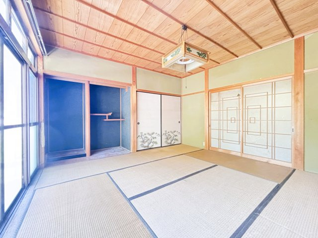 桜井市八井内の和室|畳の上でゆっくりとくつろげる和室です