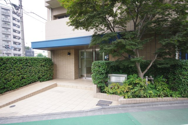 【エントランス】