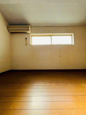城東区鴫野西１丁目中古戸建の洋室