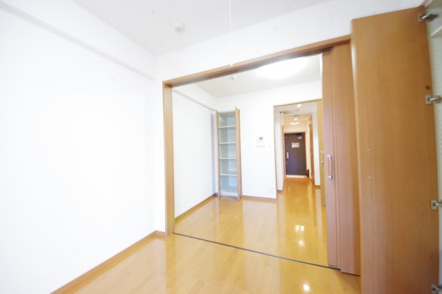 【居間・リビング】