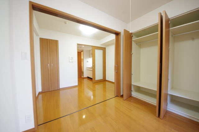 【居間・リビング】