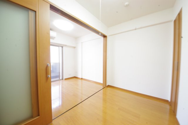 【居間・リビング】