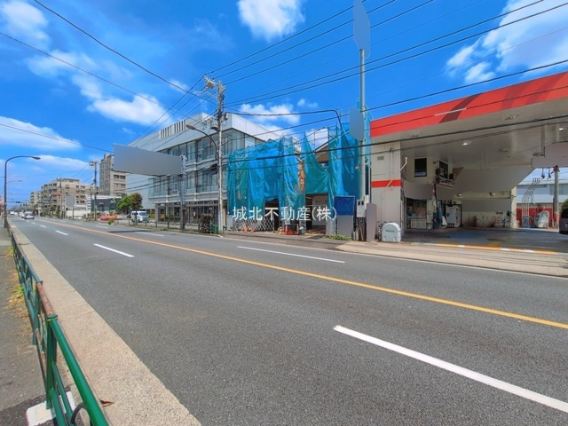 杉並区宮前1丁目 全2棟1号棟の前面道路含む現地写真|現地(2026年4月24日撮影)