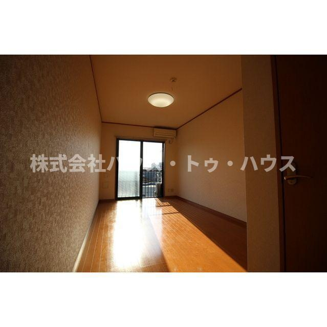 アムール 右京の内装