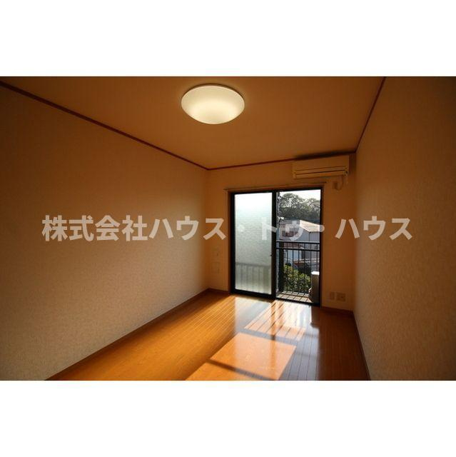 アムール 右京の居間・リビング