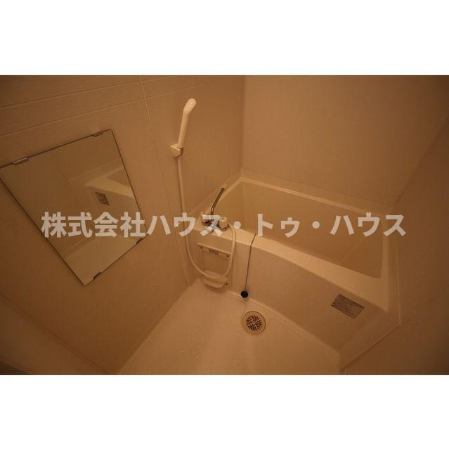 アムール 右京の浴室