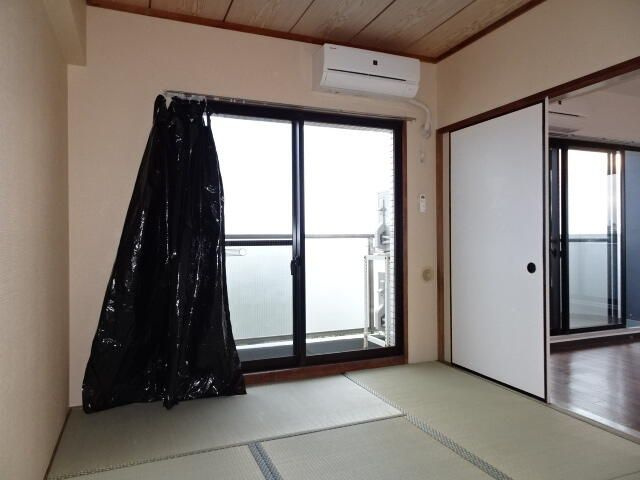ジュネパレス横浜第一の和室