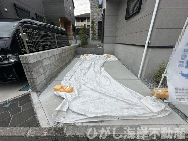 藤沢市辻堂太平台１丁目　新築戸建の駐車場|駐車スペース