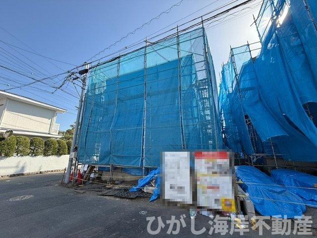 藤沢市辻堂太平台１丁目　新築戸建の外観|4月11日撮影　建築中　現地外観