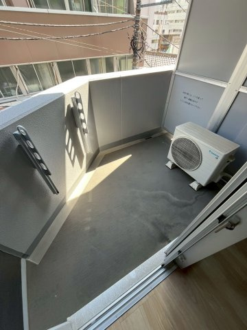 【バルコニー】