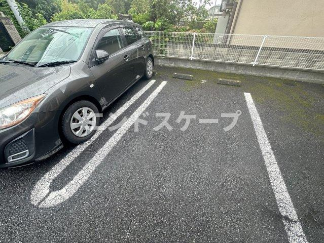 ビサイドパークの駐車場|高崎、前橋のお部屋探しはエンドスケープまで！お客様の理想お聞かせ下さい♪