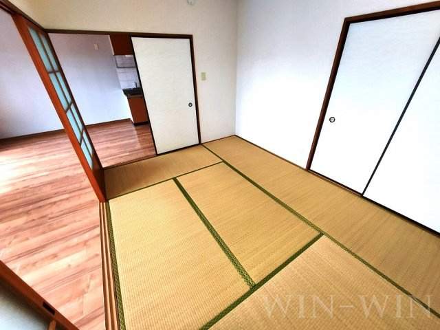 イーストパレスの和室