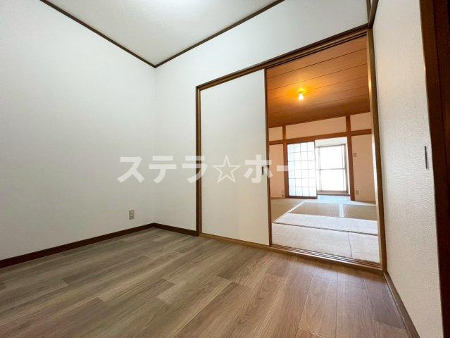清水2 中古戸建の洋室|スタンダードな洋室です