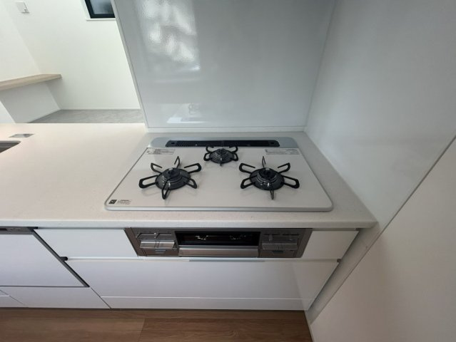 千石二丁目戸建てのキッチン|きれいなキッチンです