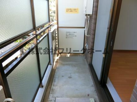 杉並区南荻窪３丁目の賃貸マンションのバルコニー