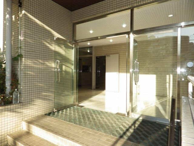 パレ・ドール文京メトロプラザⅠのエントランス