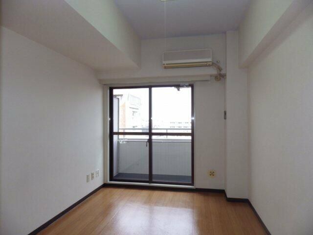 パレ・ドール文京メトロプラザⅠの居間・リビング