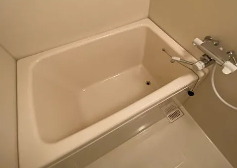 サンクレスの浴室
