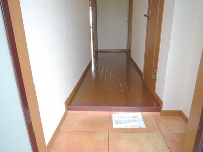 【玄関】 | ブロッサム氷室