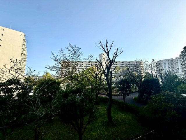 鎌倉ロジュマンD棟の展望|視界が大きく広がる開放的な眺望は、日々の暮らしにゆとりと安らぎをもたらします。