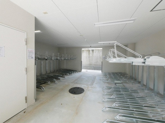大阪市浪速区難波中３丁目の賃貸マンションのロビー