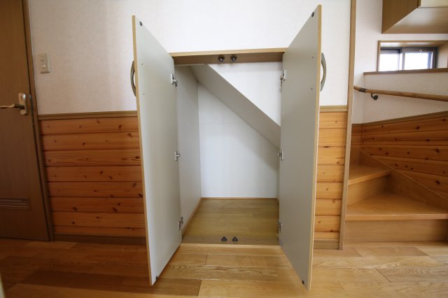 中古戸建　白岡市西３丁目　の収納
