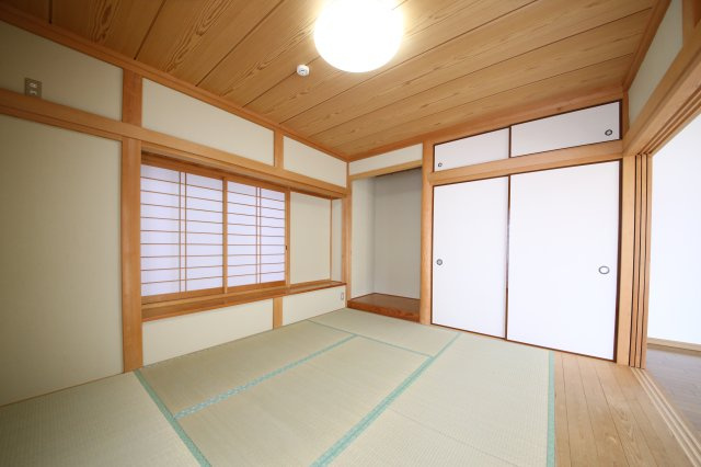 中古戸建　白岡市西３丁目　の和室