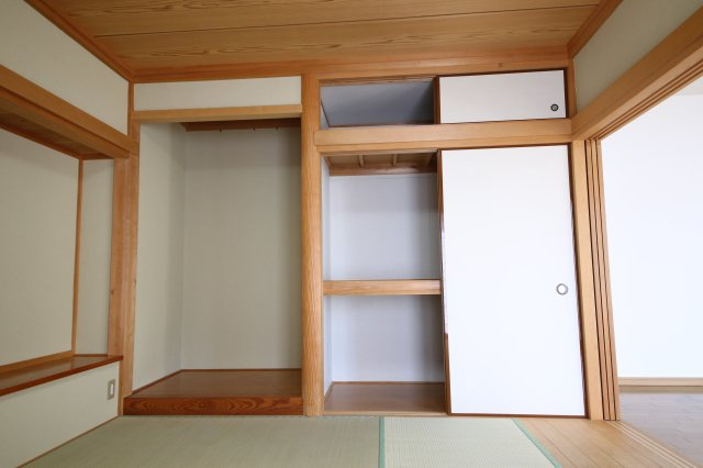 中古戸建　白岡市西３丁目　の和室