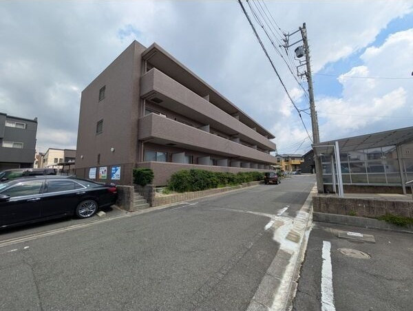 サンヒルズ石塚の外観