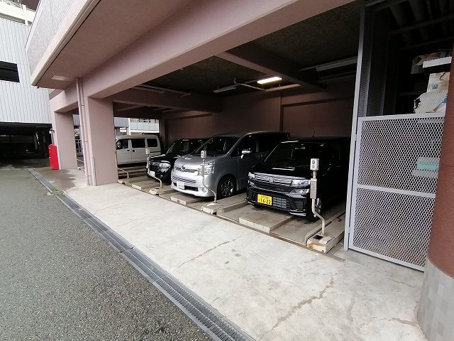 神戸市東灘区青木５丁目の賃貸マンションの駐車場|駐車場
