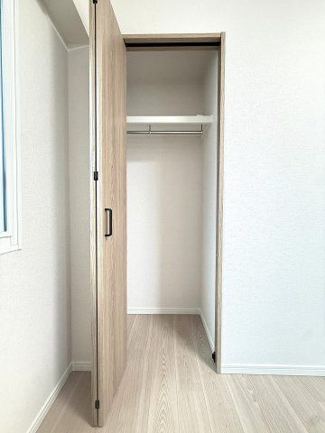 ロイヤルシャトー白石本通の収納