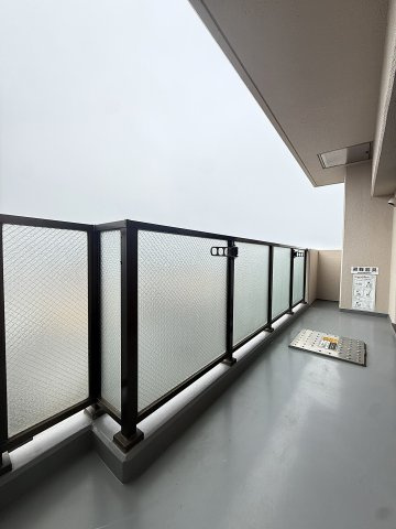 ロイヤルシャトー白石本通のバルコニー
