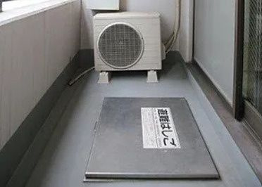 中銀浅草寿町マンシオンのバルコニー