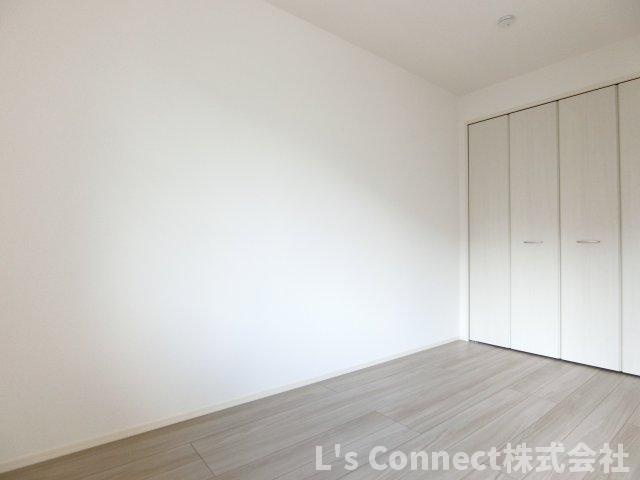 【その他】 | Ｄ’ｒｏｏｍ八乙女中央Ｅ棟 | ３帖の洋室は寝室として使えます。