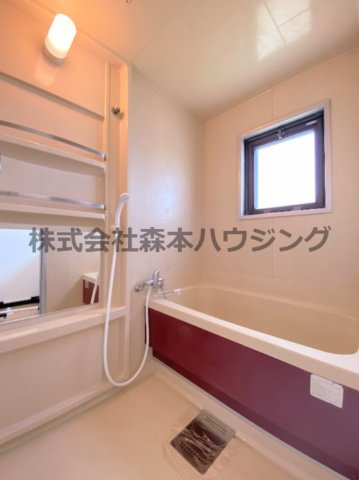 【浴室】 | 　私市ロイヤルマンション | 日々の暮らしに欠かせないお風呂です