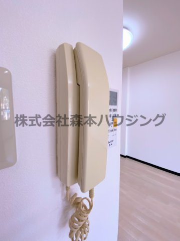 【セキュリティ】 | 　私市ロイヤルマンション | インターフォンついてます