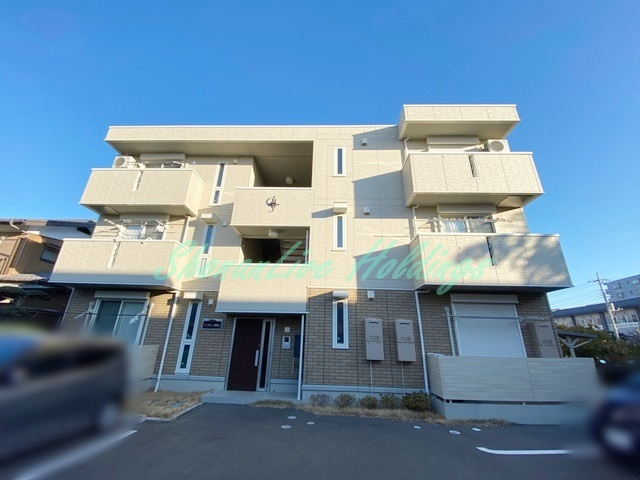 藤沢市円行２丁目のアパート